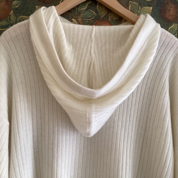 Bella Dahl 100% Cashmere Drawstring Hoodie Sweater Cropped Oversized NWOT - Picture 7 of 15
